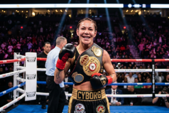 Cris Cyborg secures professional boxing title in dominant win