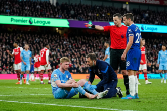Premier League injuries and suspensions list impacts title race