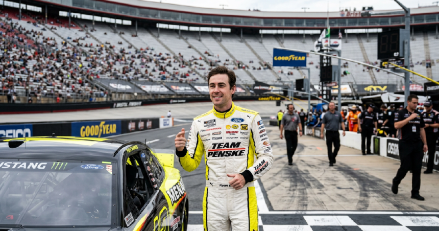 Ryan Blaney secures Bristol pole with dominant qualifying lap