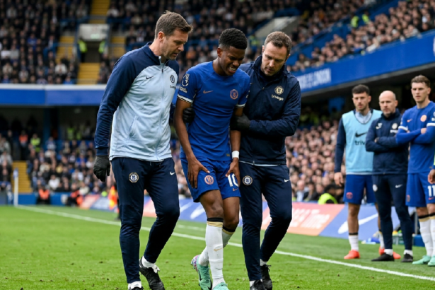 Chelsea Star Estêvão a Doubt for World Cup Following Thigh Injury