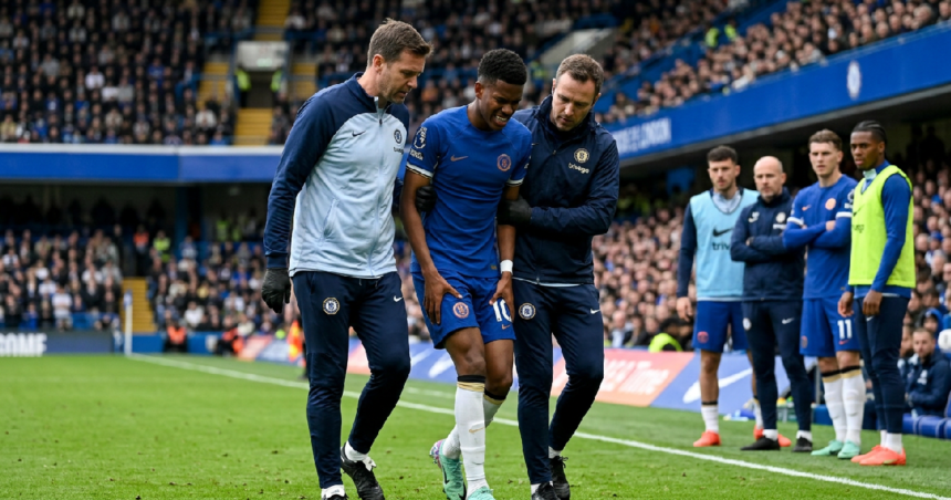 Chelsea Star Estêvão a Doubt for World Cup Following Thigh Injury