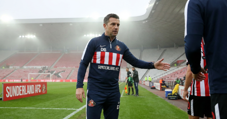 Des Buckingham leaves Oxford United to lead Sunderland