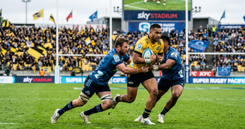 Hurricanes vs Blues: Individual Performances Highlight Super Rugby Pacific Rivalry
