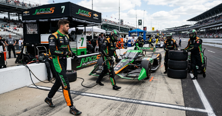 VeeKay and JHR Turn Pit Lane Service into Tactical Weapon