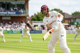 Weatherald Leads Leicestershire Response After Crane Falls Short of Century