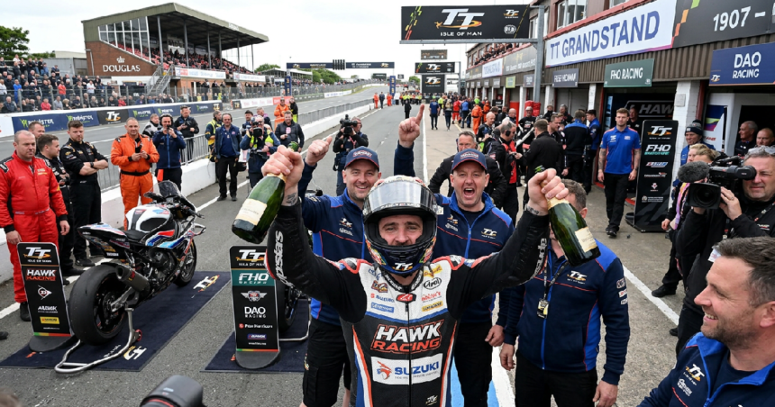 Michael Dunlop targets historic treble in Isle of Man TT Senior race