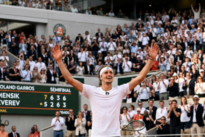 Alexander Zverev defeats Jakub Mensik 7-5, 6-2, 3-6, 6-3 to reach French Open final