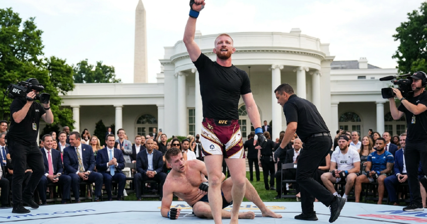 Bo Nickal stops Kyle Daukaus in first round at White House event